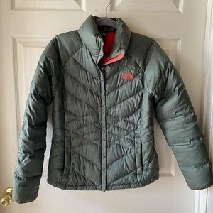 THE NORTH FACE 550 Jacket